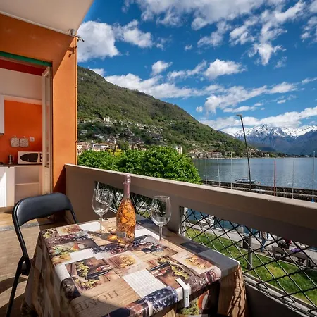 Lakeside With Balcony And View - Larihome A23 Апартаменты